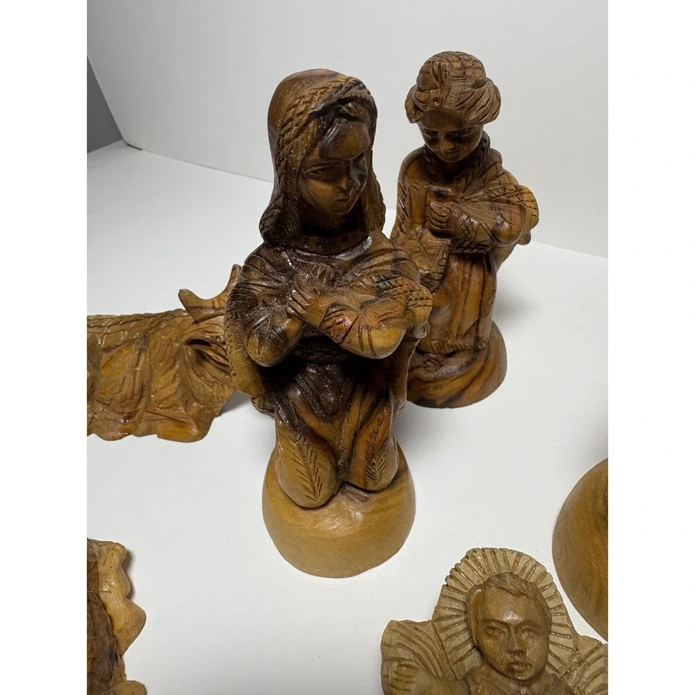 Vintage Hand Carved Olive Wood Nativity 10 Piece Set Christmas Creche Figures